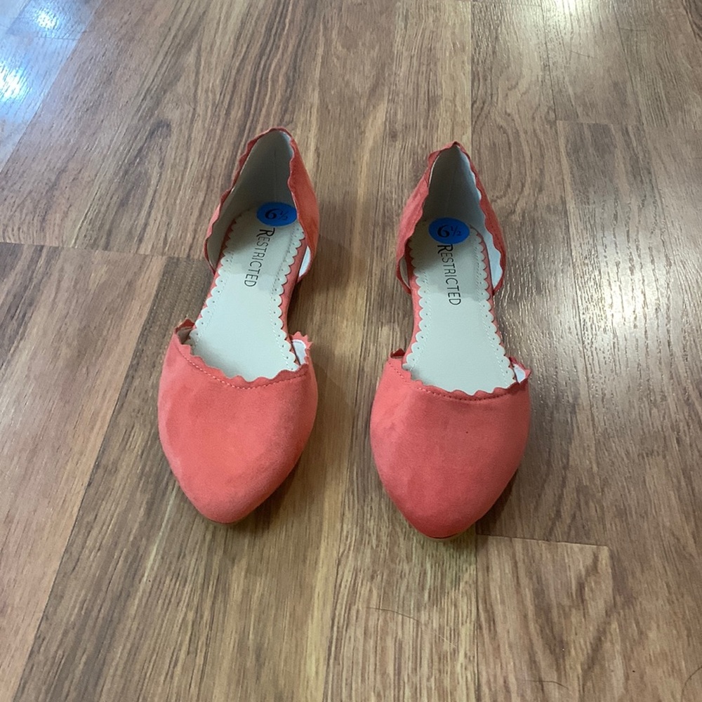 Salmon pink 6.5 slip ons